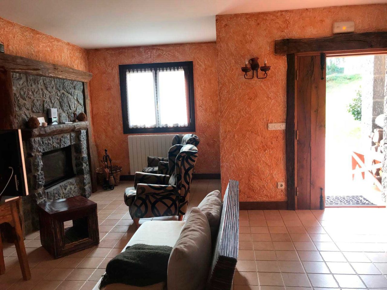 Casa Rural Larre Aundi