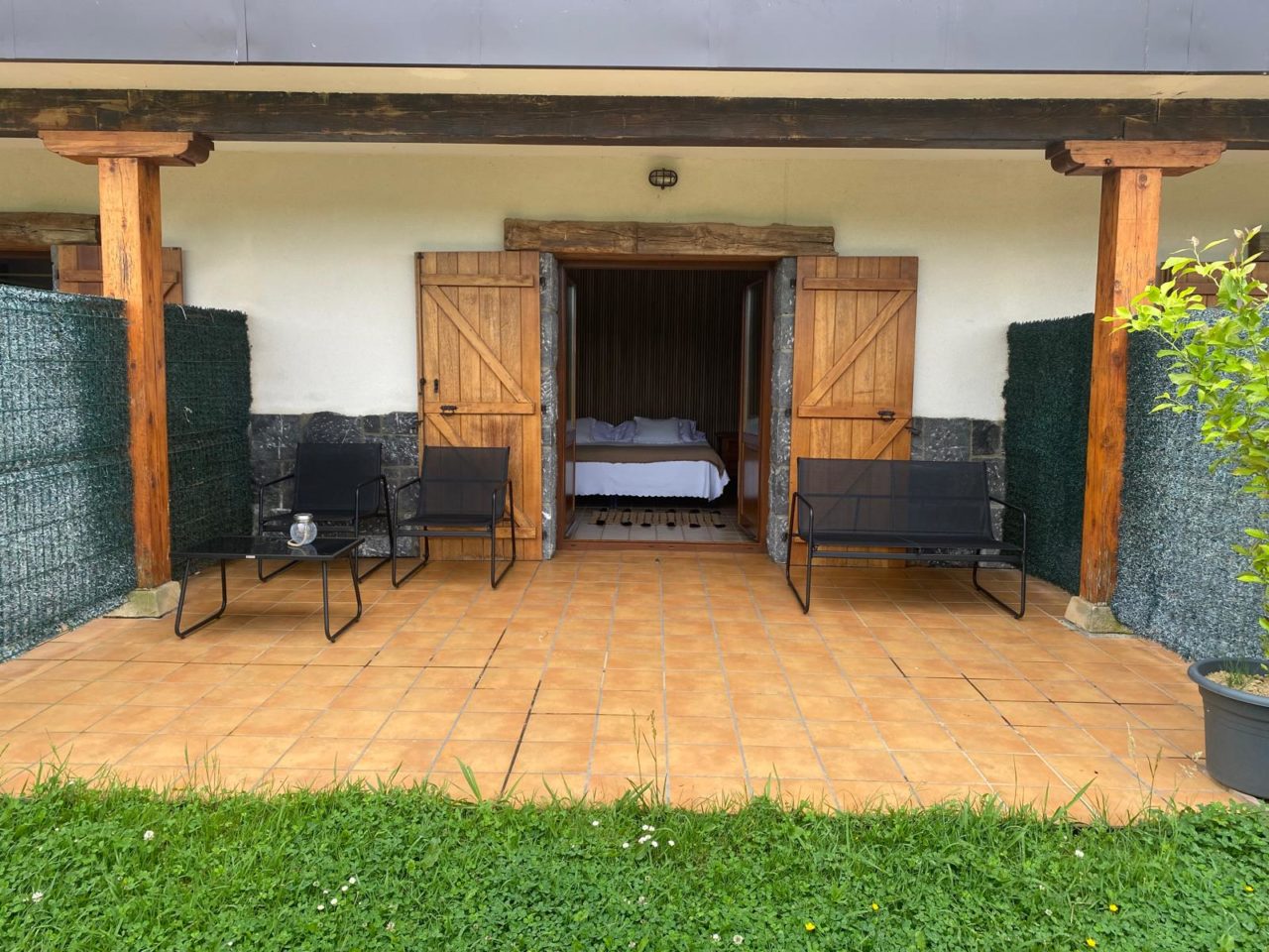 Casa Rural Larre Aundi