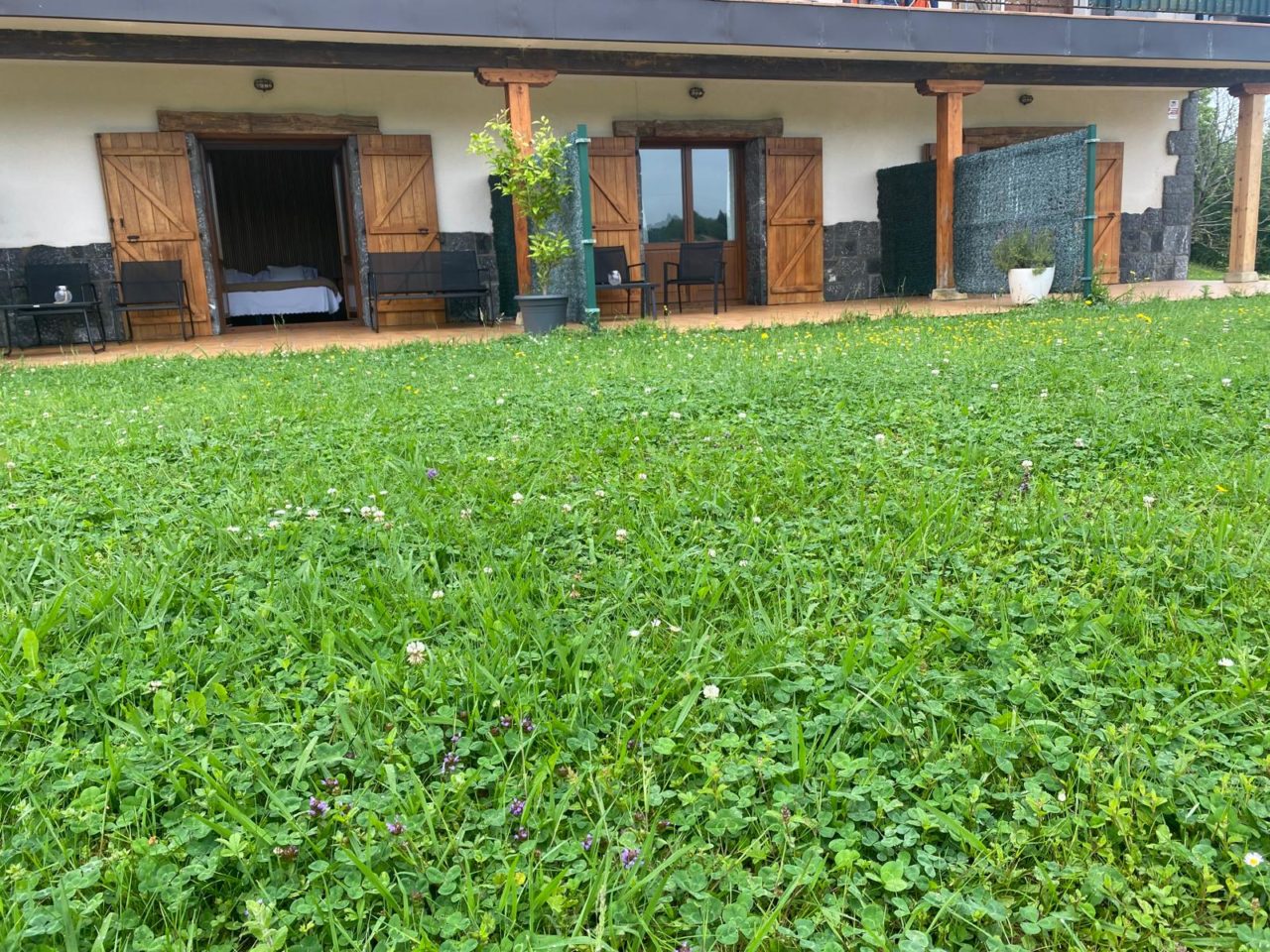 Casa Rural Larre Aundi