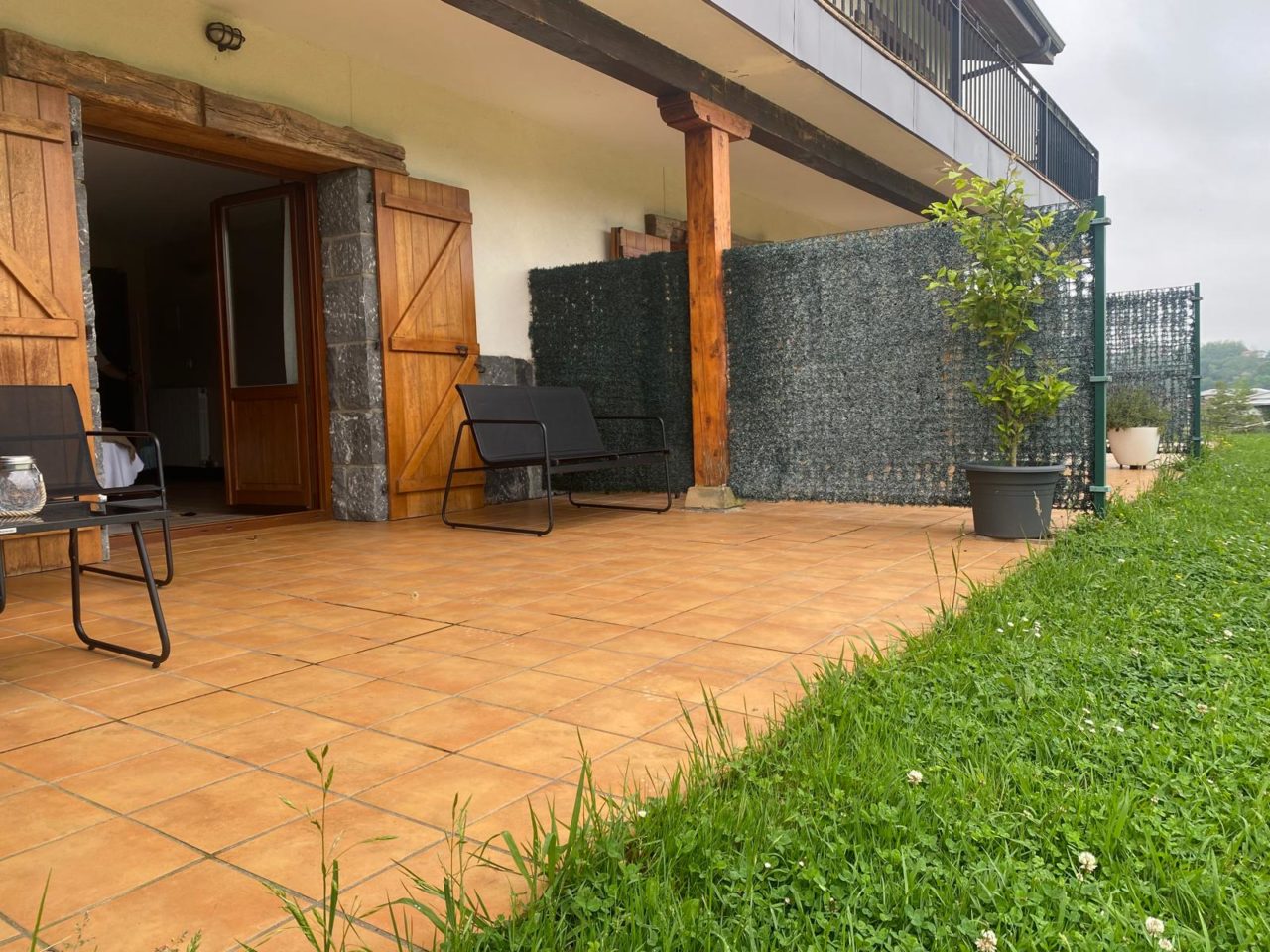 Casa Rural Larre Aundi